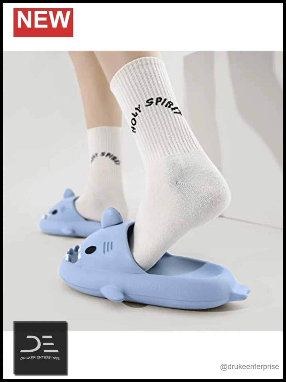 Men's Women's Shark Slides Cushioned EVA Slippers Non-Slip Sole Beach Pool